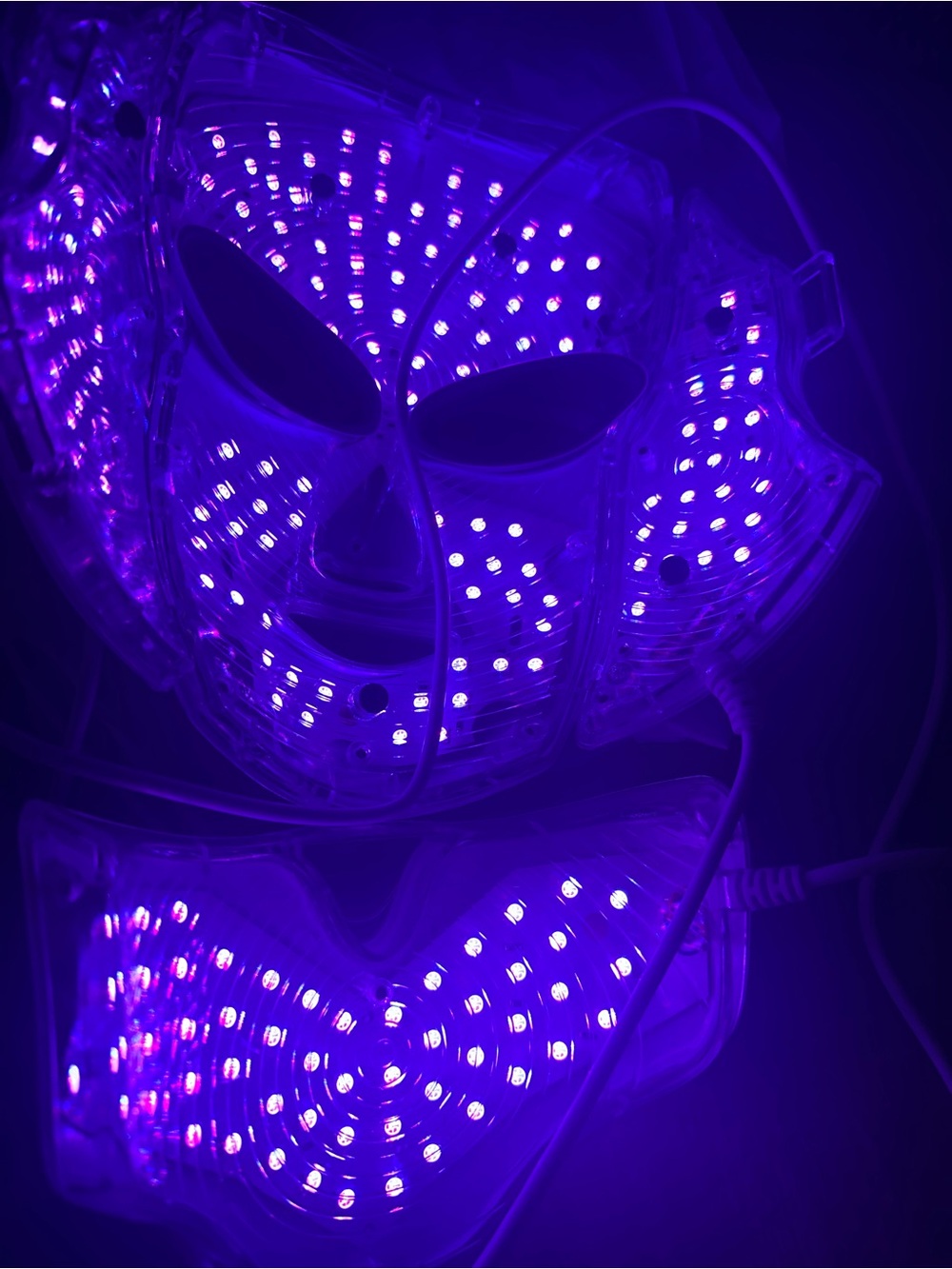 Predire 8 Element LED Skincare Mask 🤍 - Picture 8 of 16